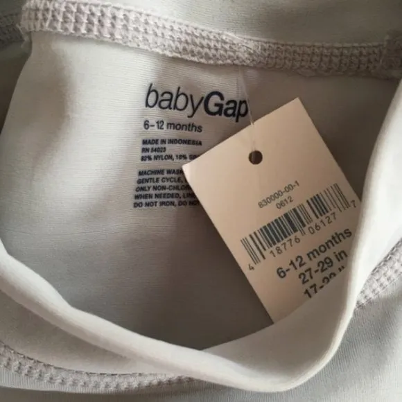 Baby Gap Gray Shark Rashguard 6-12 Months NWT