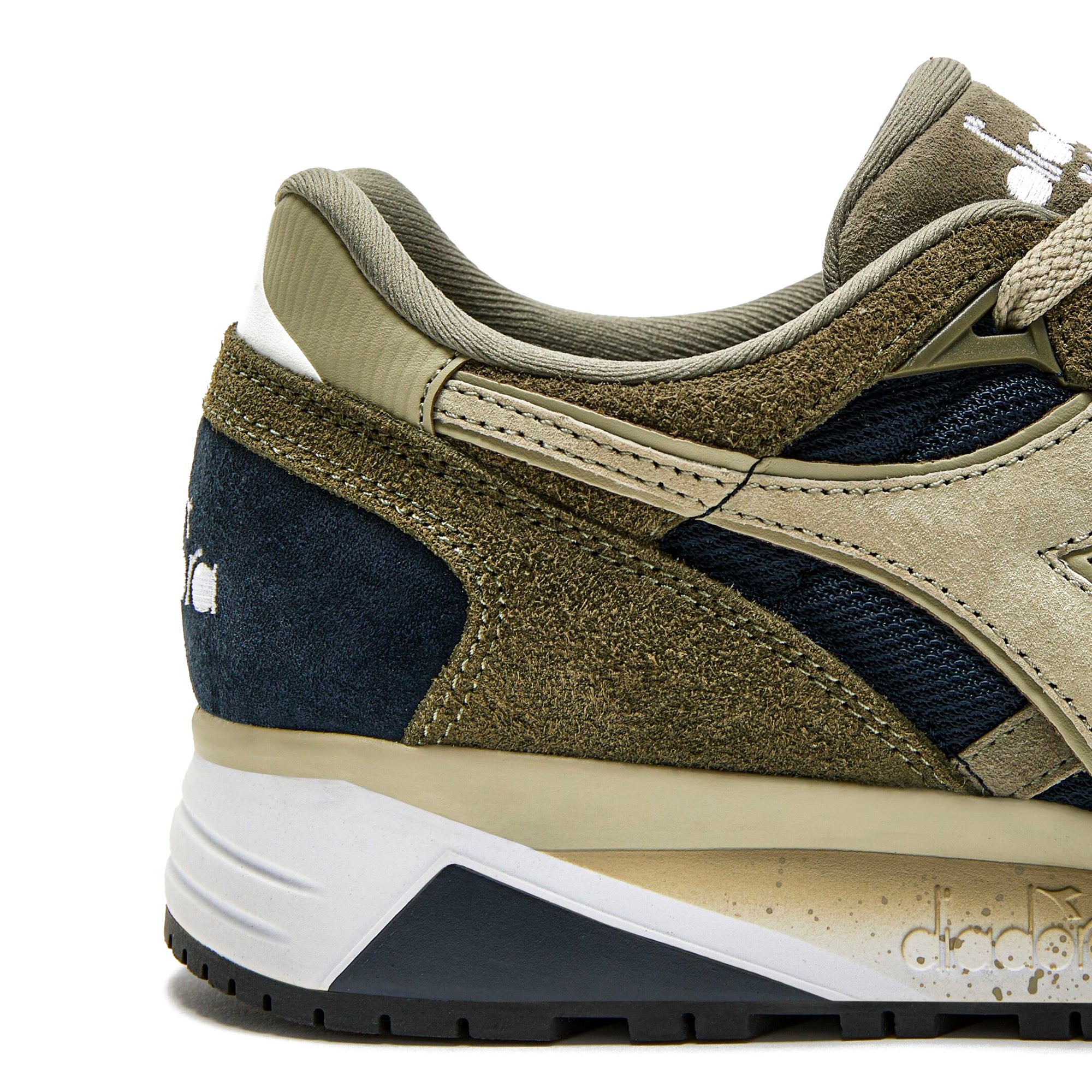 Diadora N9002 'Winter Pack' Trainers - Beach / Warm Olive