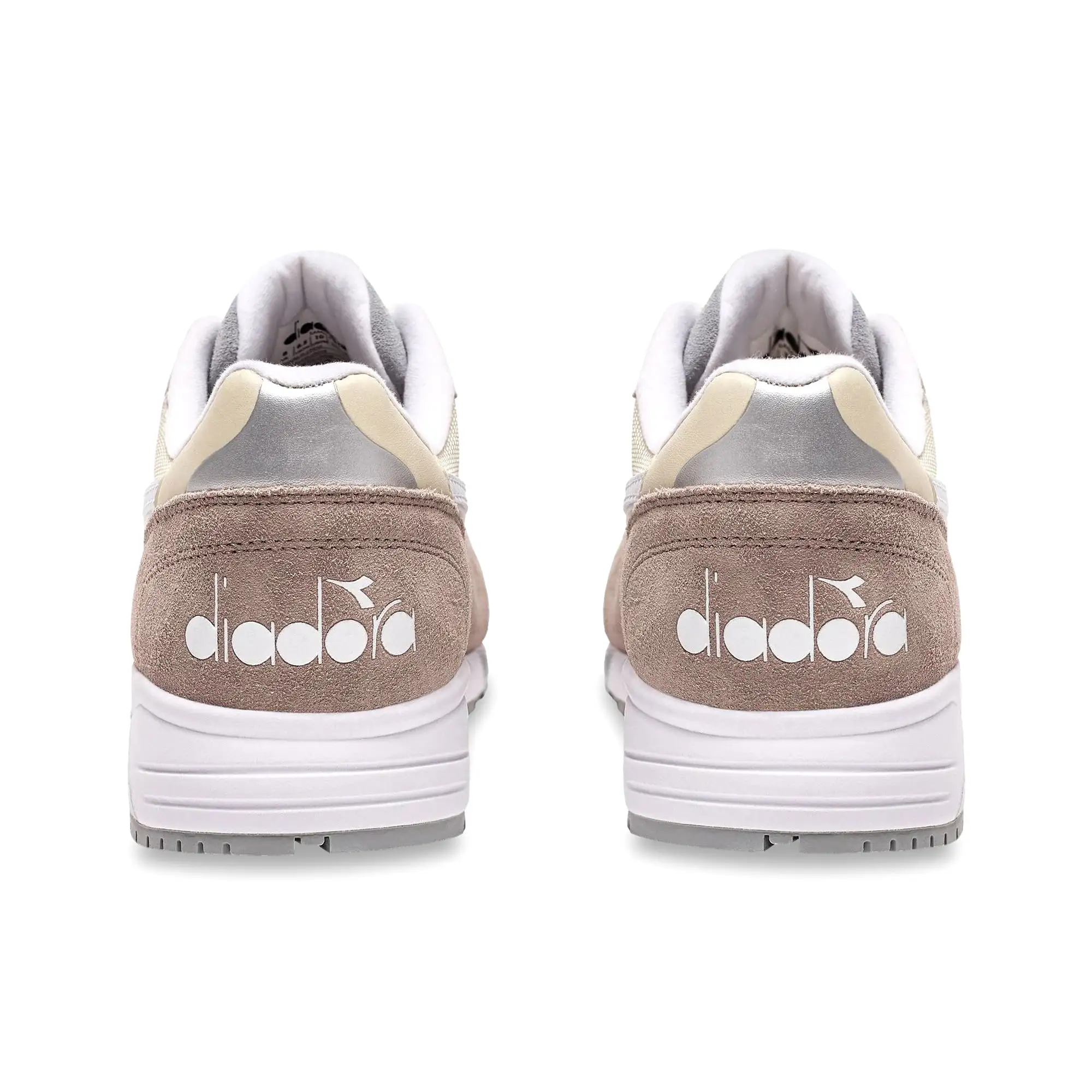 Diadora N902 Trainers - Coffee Bean/Cloud Cream