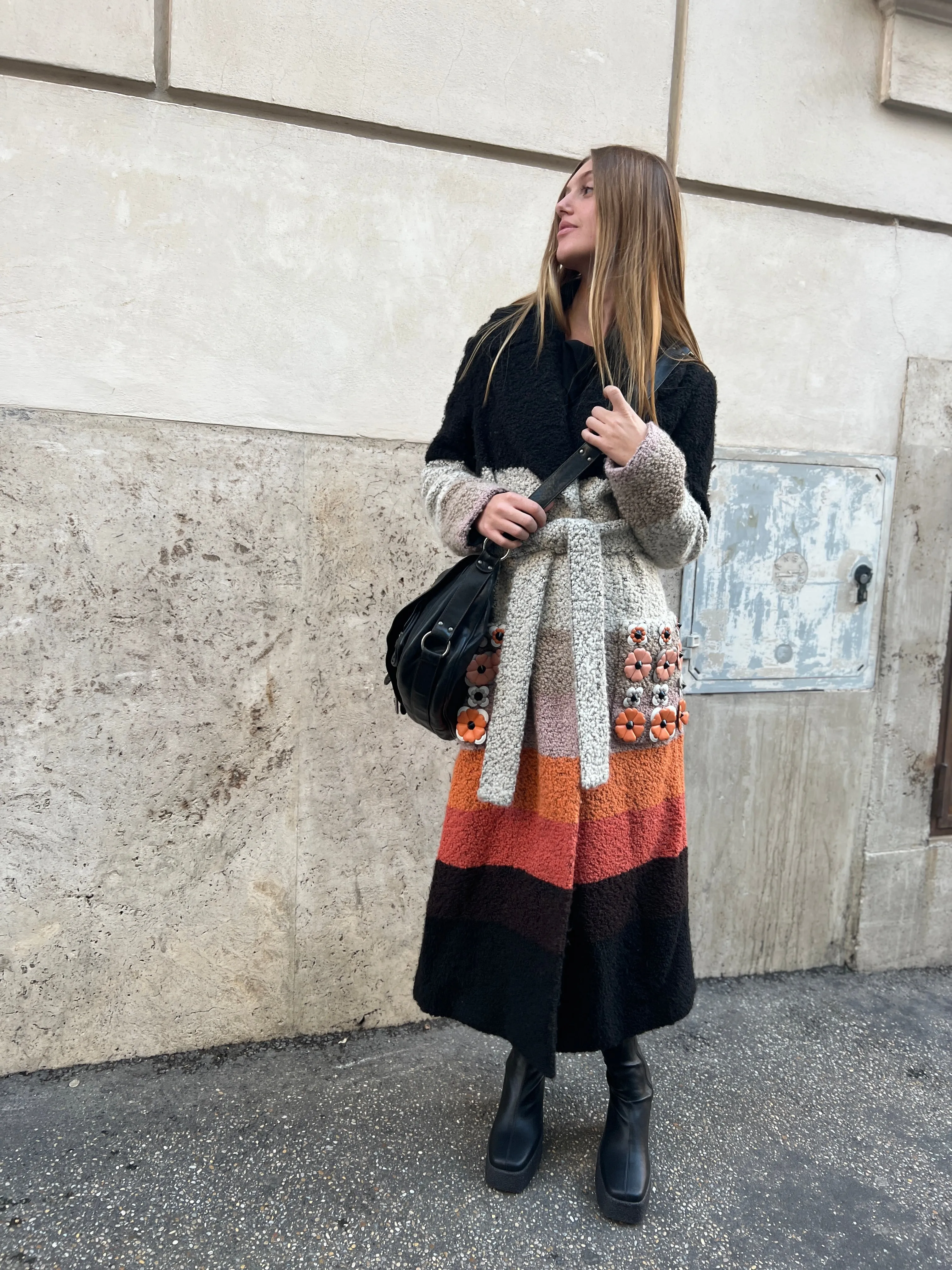 Fendi cappotto bouclè nero arancio