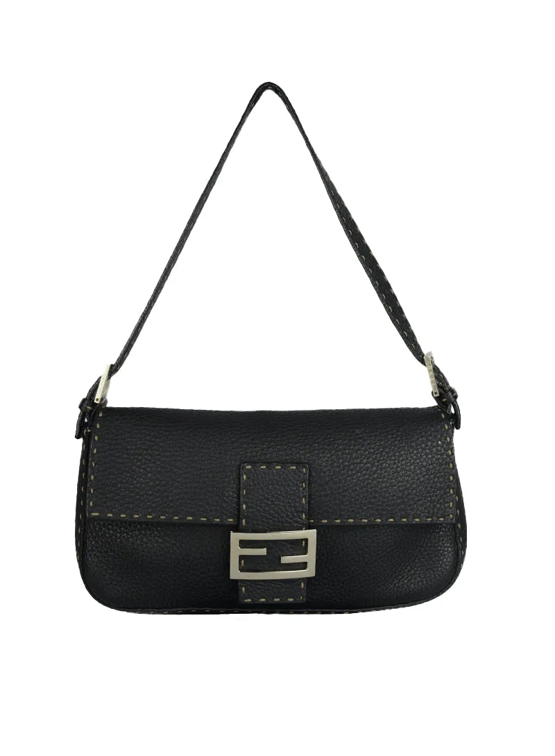 Fendi Selleria Baguette in pelle nera