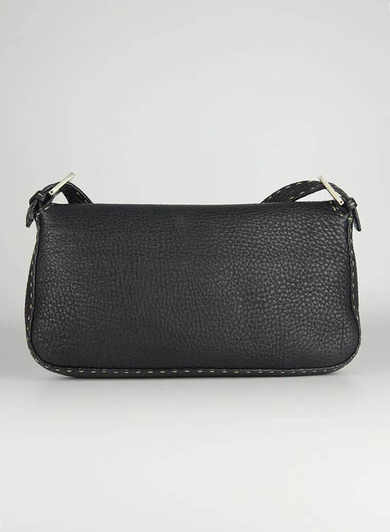 Fendi Selleria Baguette in pelle nera