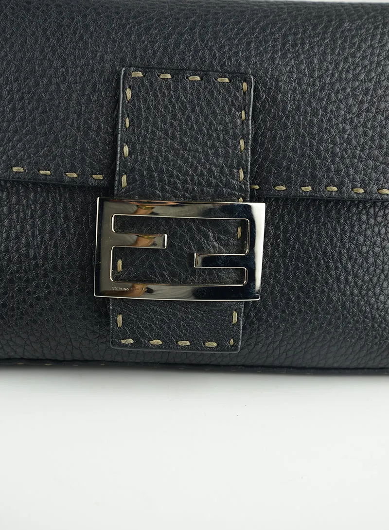 Fendi Selleria Baguette in pelle nera