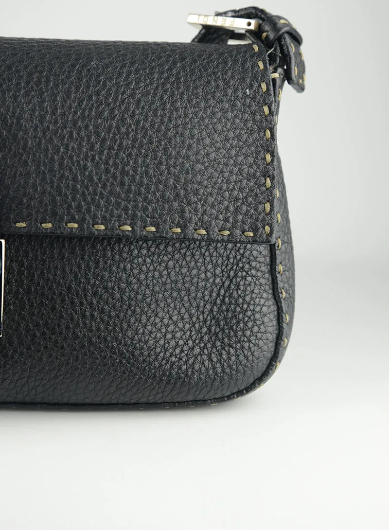 Fendi Selleria Baguette in pelle nera