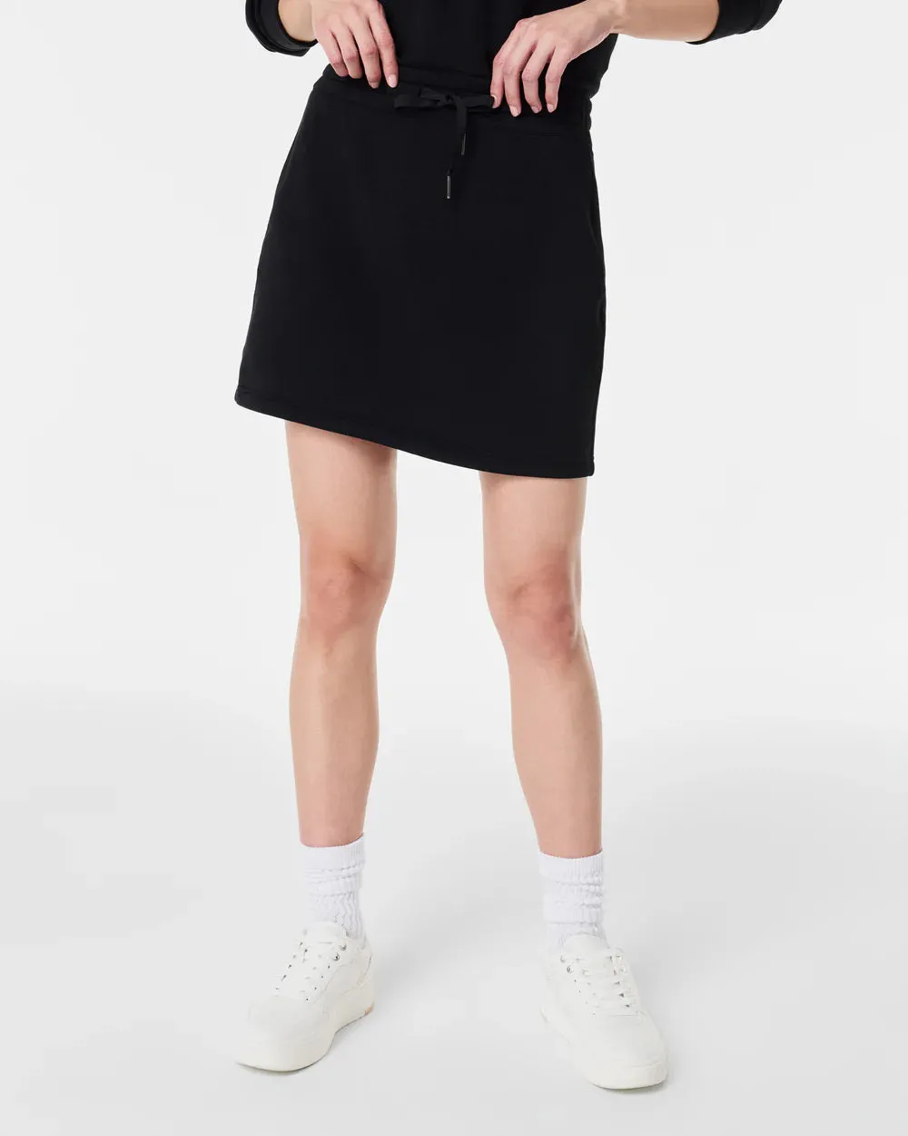 SPANX - AIRESSENTIALS SKORT