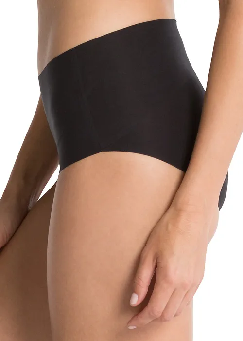 Spanx Undie Tectable Smoothing Briefs ()