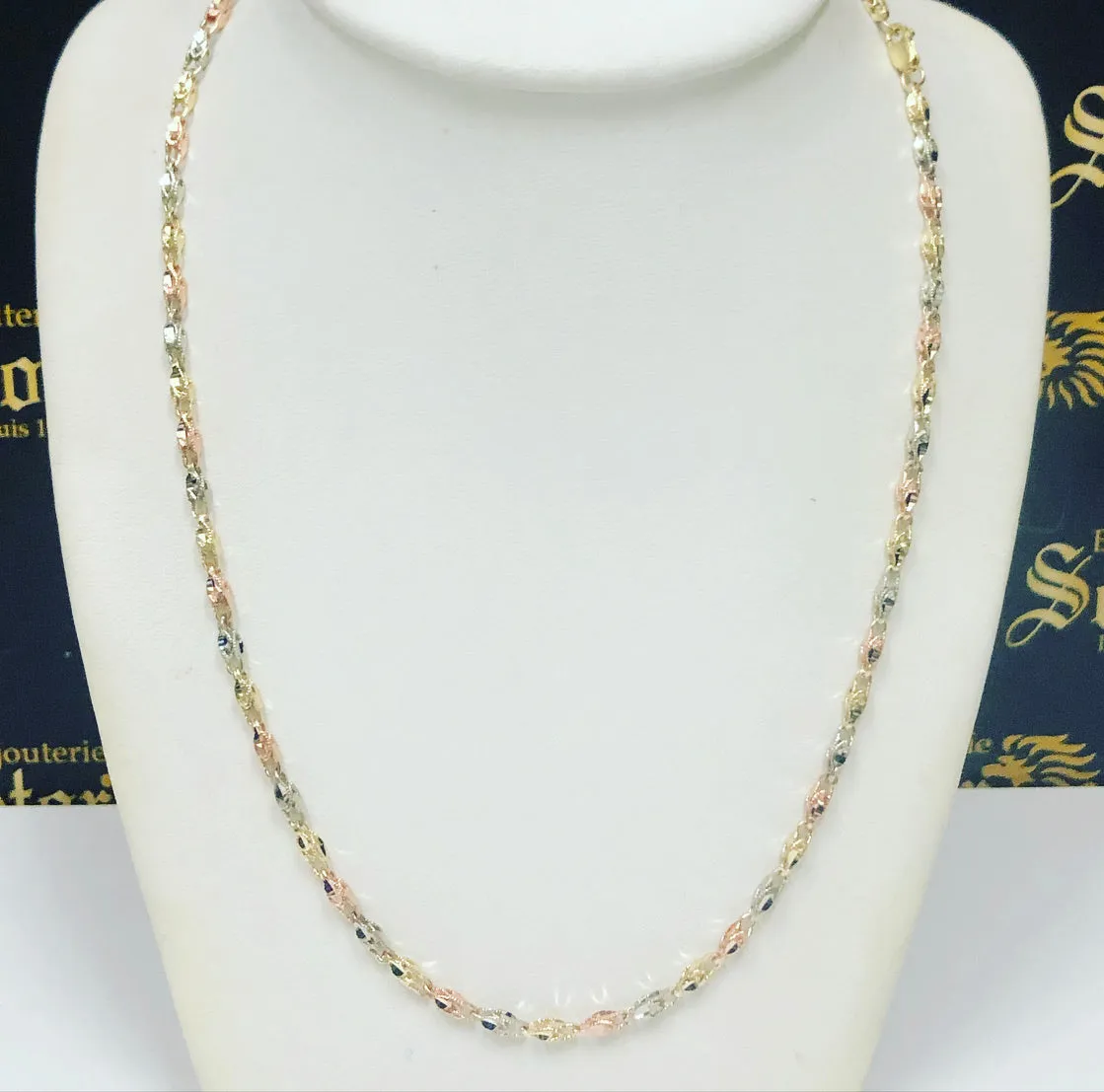 Tulip chain small WC101